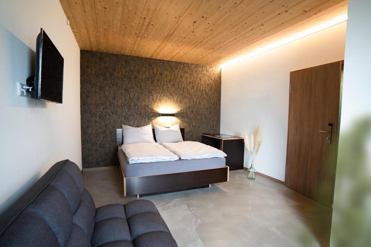 Motel Q Zimmern ob Rottweil Ngoại thất bức ảnh