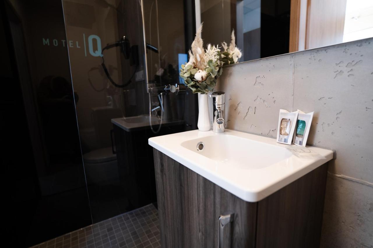 Motel Q Zimmern ob Rottweil Ngoại thất bức ảnh
